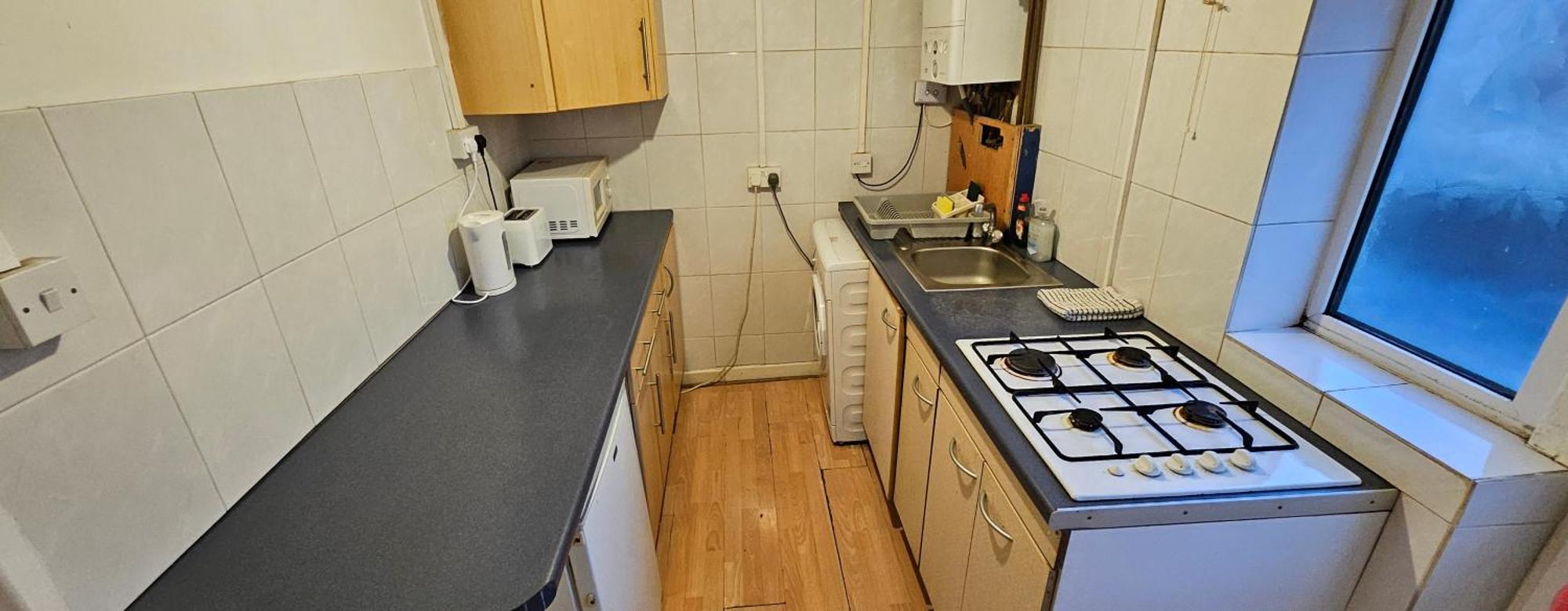 No Frills & Nothing Fancy 1 Bed Studio City Centre 카디프 외부 사진